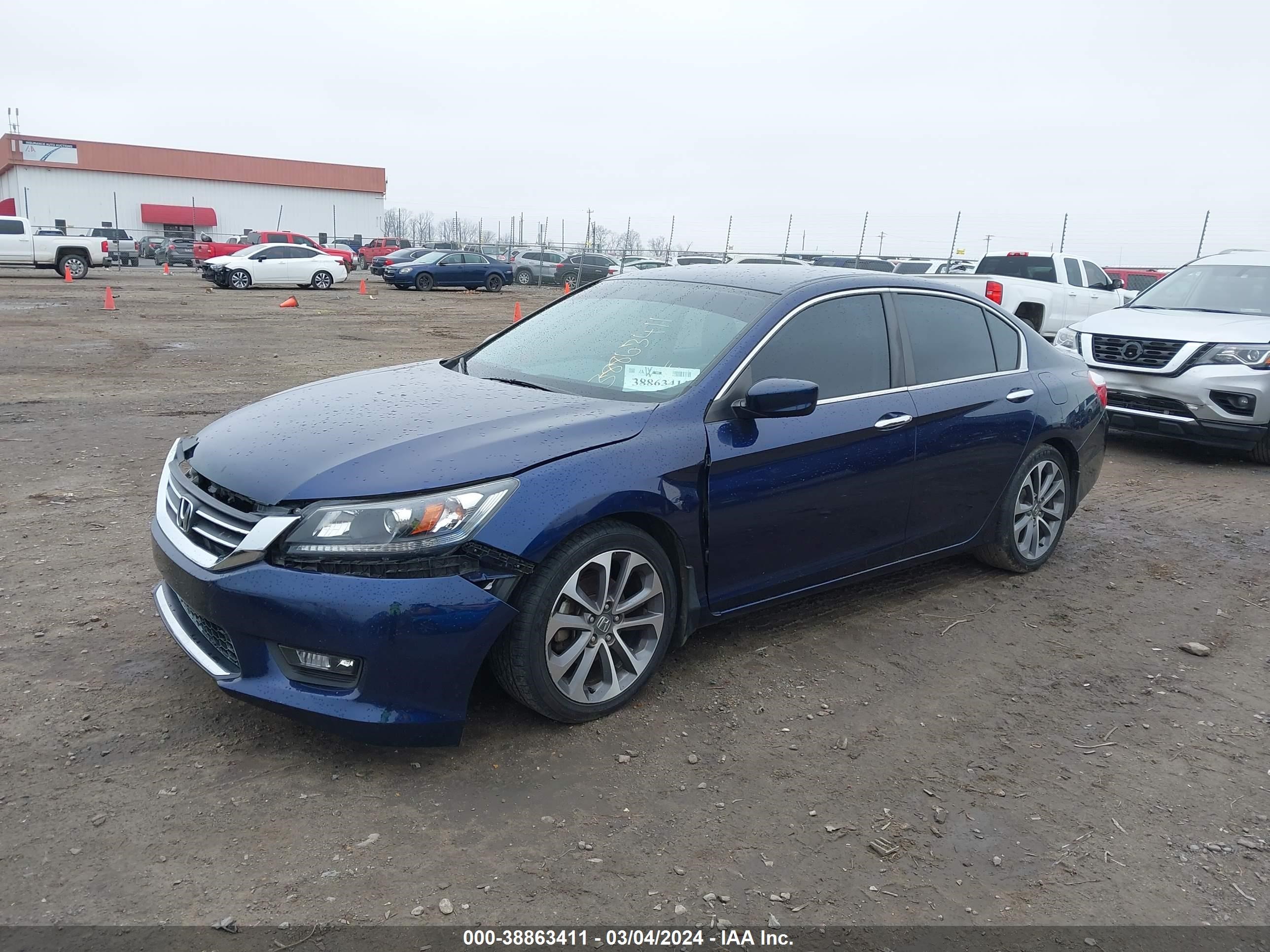 Photo 1 VIN: 1HGCR2F56EA124455 - HONDA ACCORD 