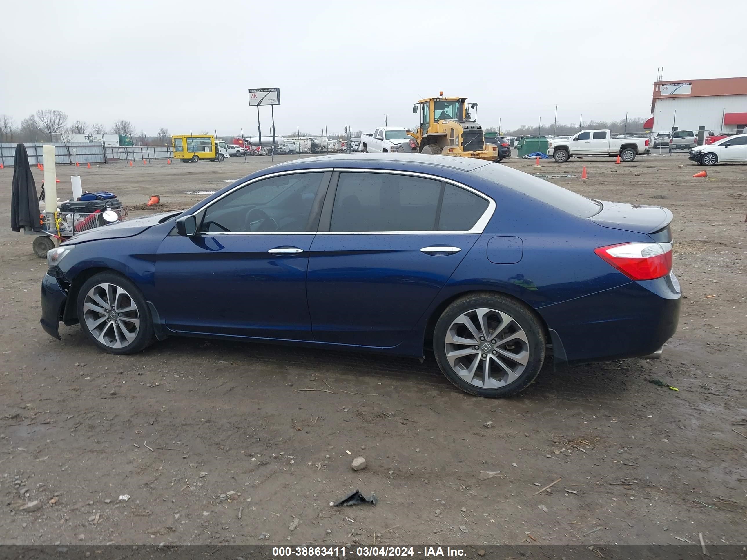 Photo 13 VIN: 1HGCR2F56EA124455 - HONDA ACCORD 