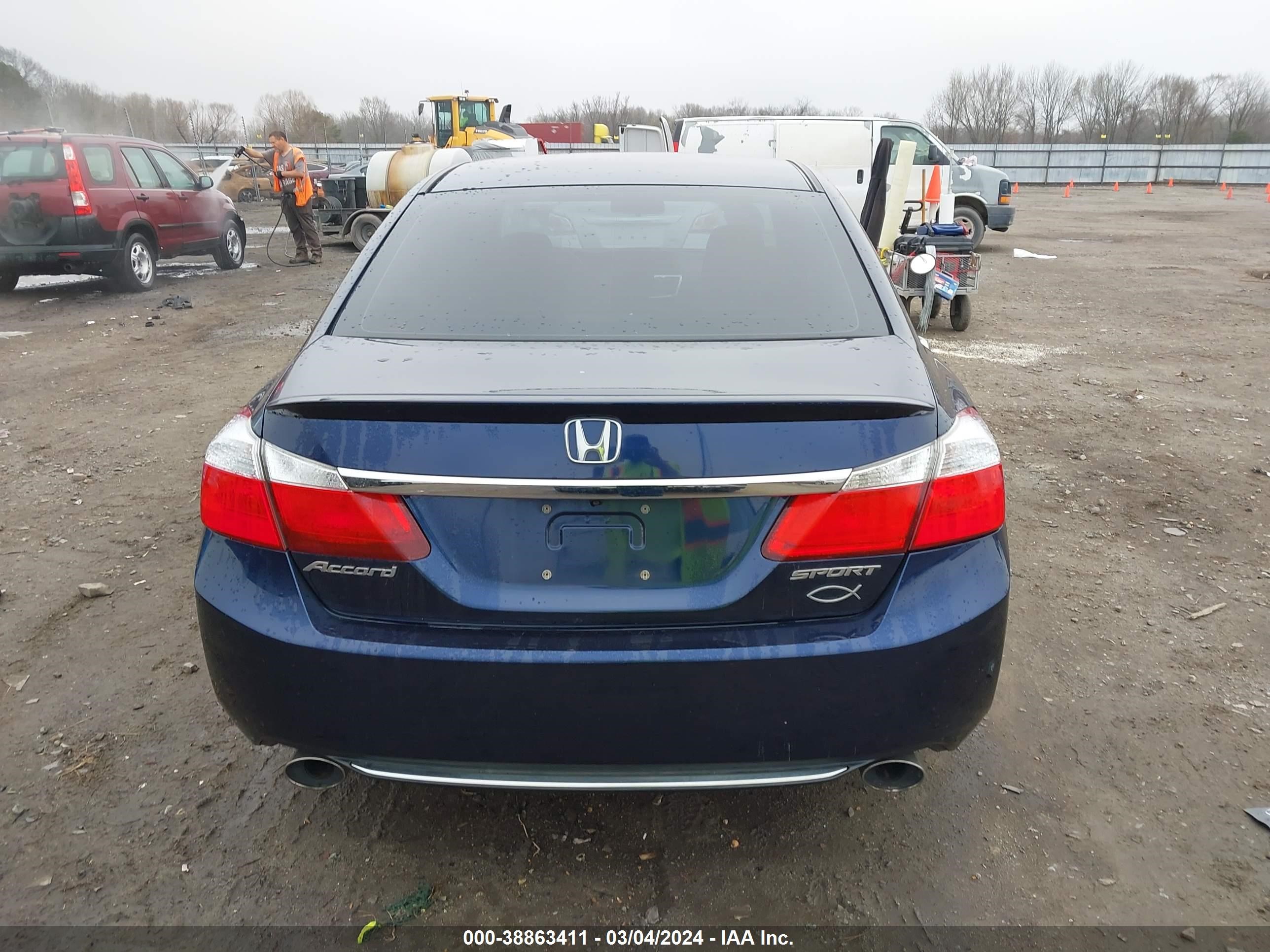 Photo 15 VIN: 1HGCR2F56EA124455 - HONDA ACCORD 