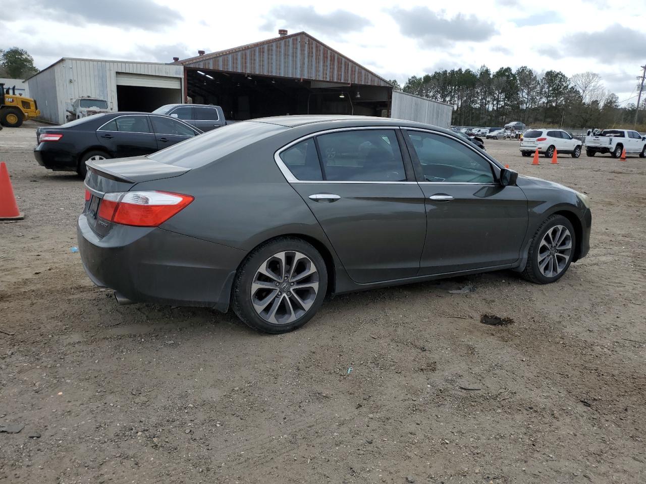 Photo 2 VIN: 1HGCR2F56EA273397 - HONDA ACCORD 