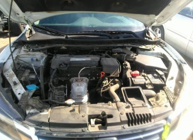 Photo 9 VIN: 1HGCR2F56FA008108 - HONDA ACCORD SEDAN 