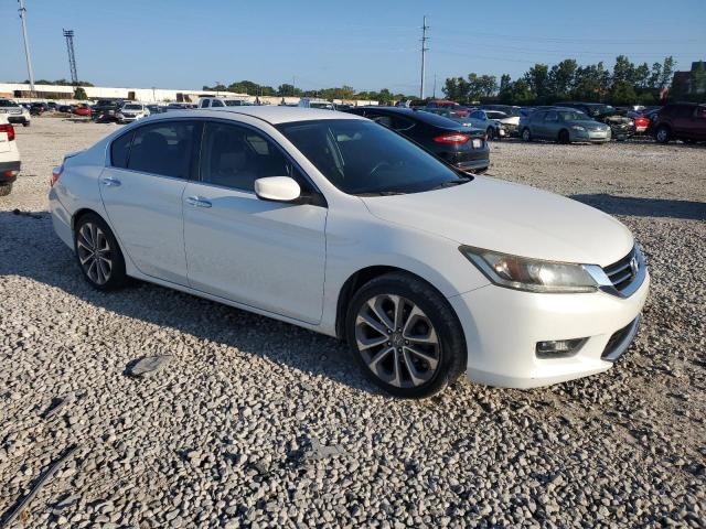 Photo 3 VIN: 1HGCR2F56FA018833 - HONDA ACCORD SPO 