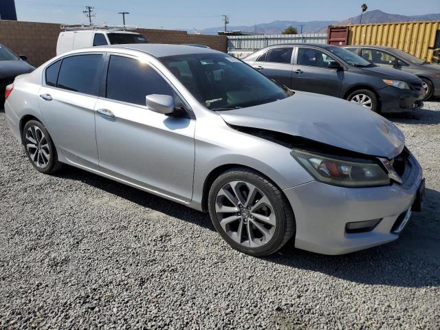 Photo 3 VIN: 1HGCR2F56FA126370 - HONDA ACCORD SPO 