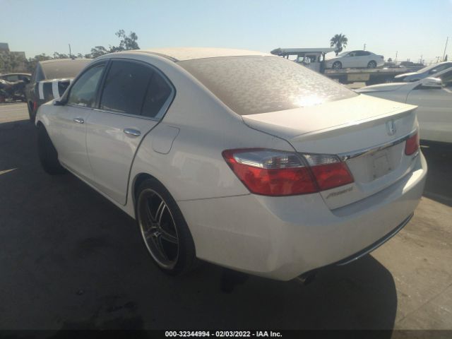 Photo 2 VIN: 1HGCR2F56FA127213 - HONDA ACCORD SEDAN 