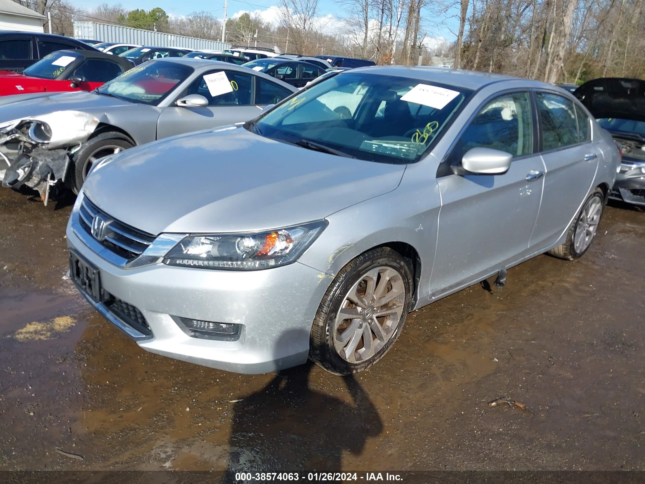 Photo 1 VIN: 1HGCR2F56FA212391 - HONDA ACCORD 