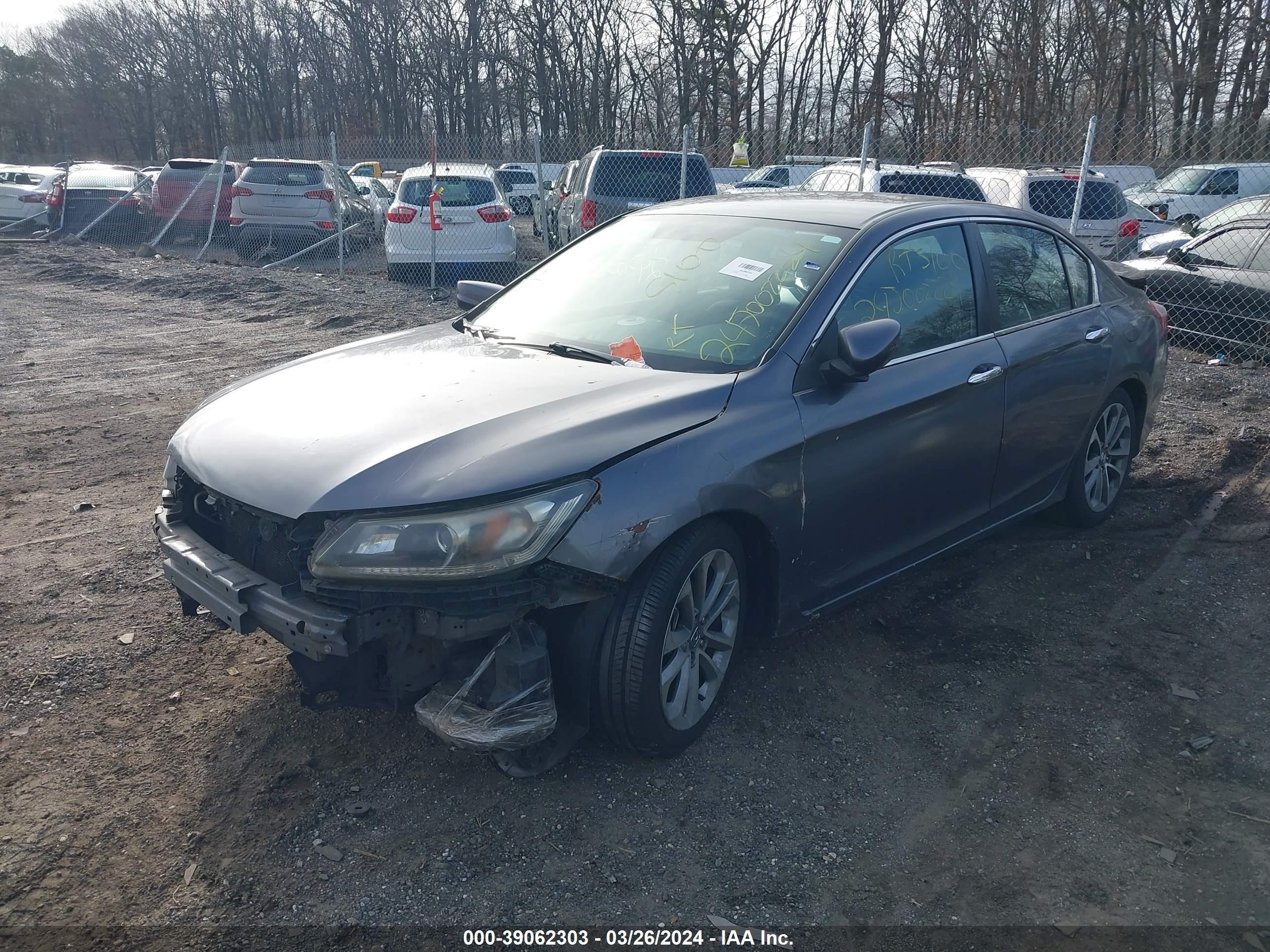 Photo 1 VIN: 1HGCR2F56FA233953 - HONDA ACCORD 