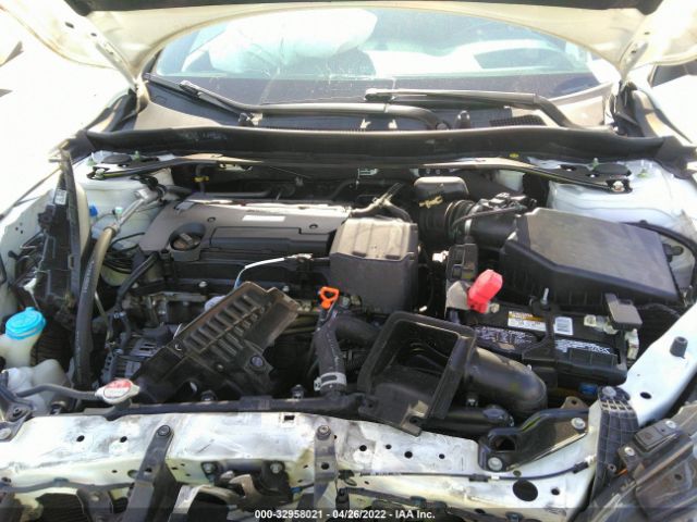 Photo 9 VIN: 1HGCR2F56GA052031 - HONDA ACCORD SEDAN 