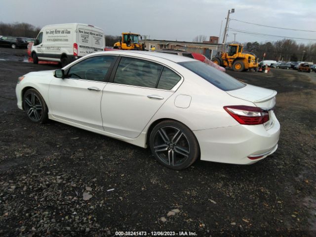 Photo 2 VIN: 1HGCR2F56GA063207 - HONDA ACCORD 