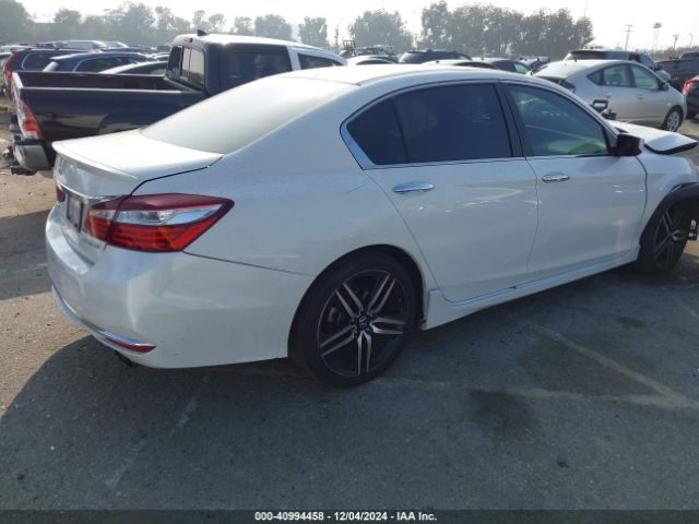 Photo 3 VIN: 1HGCR2F56GA104466 - HONDA ACCORD 