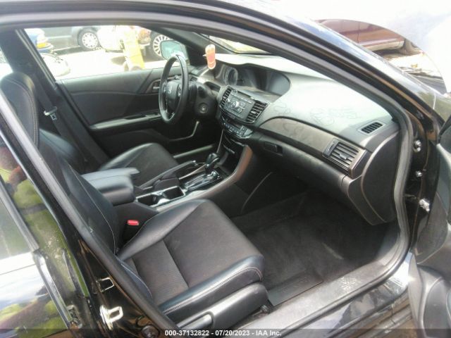 Photo 4 VIN: 1HGCR2F56GA165199 - HONDA ACCORD 