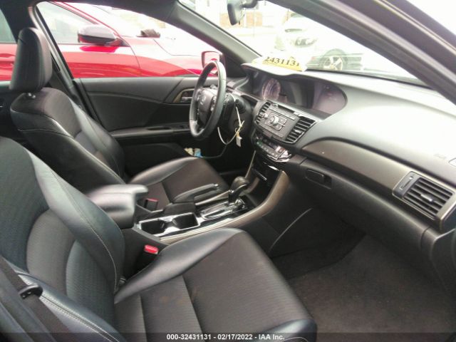 Photo 4 VIN: 1HGCR2F56GA190796 - HONDA ACCORD SEDAN 