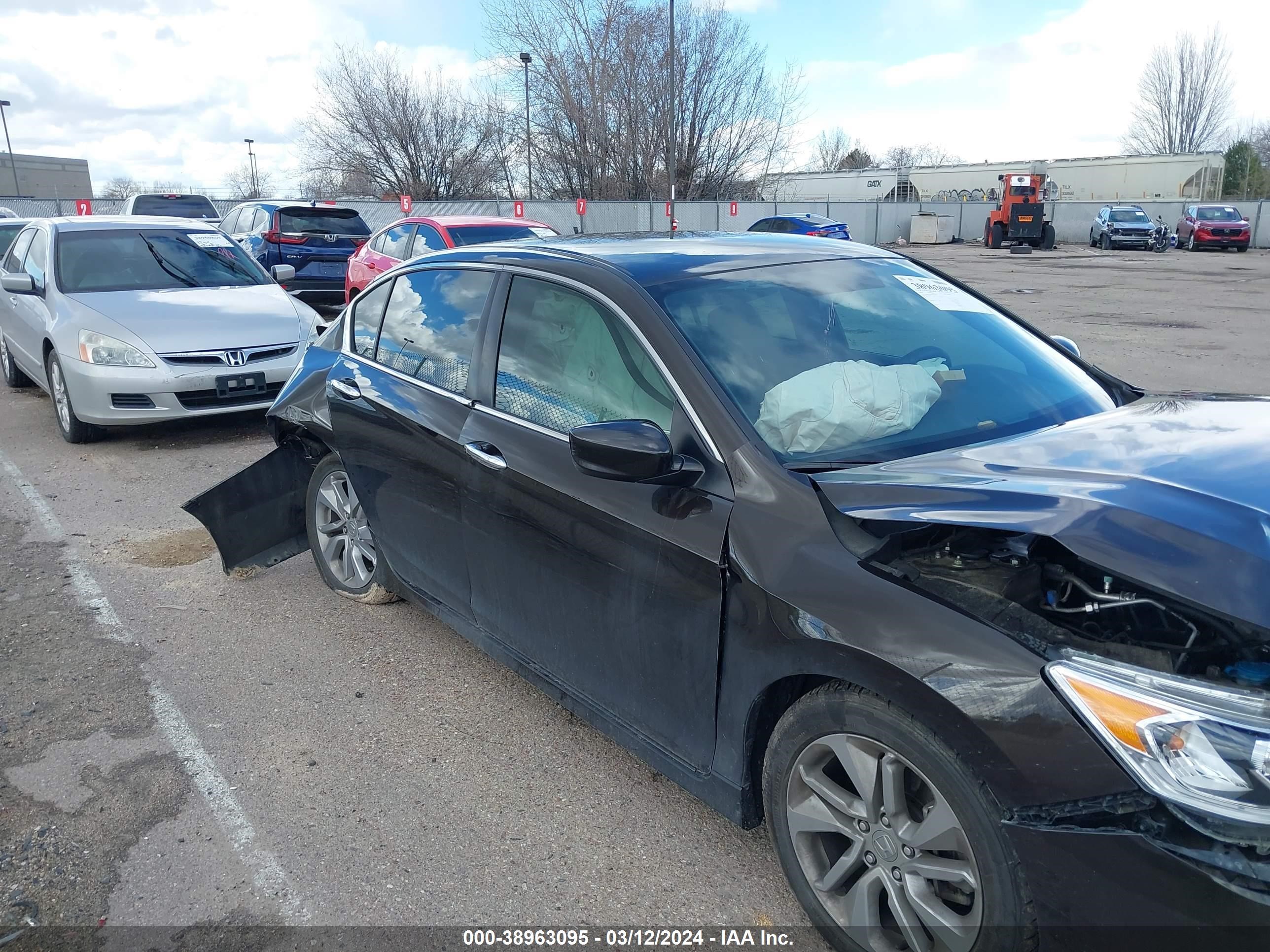 Photo 12 VIN: 1HGCR2F56GA194847 - HONDA ACCORD 