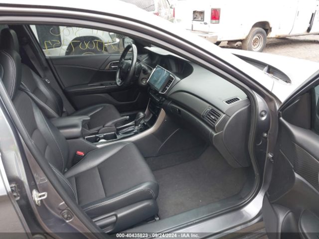 Photo 4 VIN: 1HGCR2F56GA239124 - HONDA ACCORD 