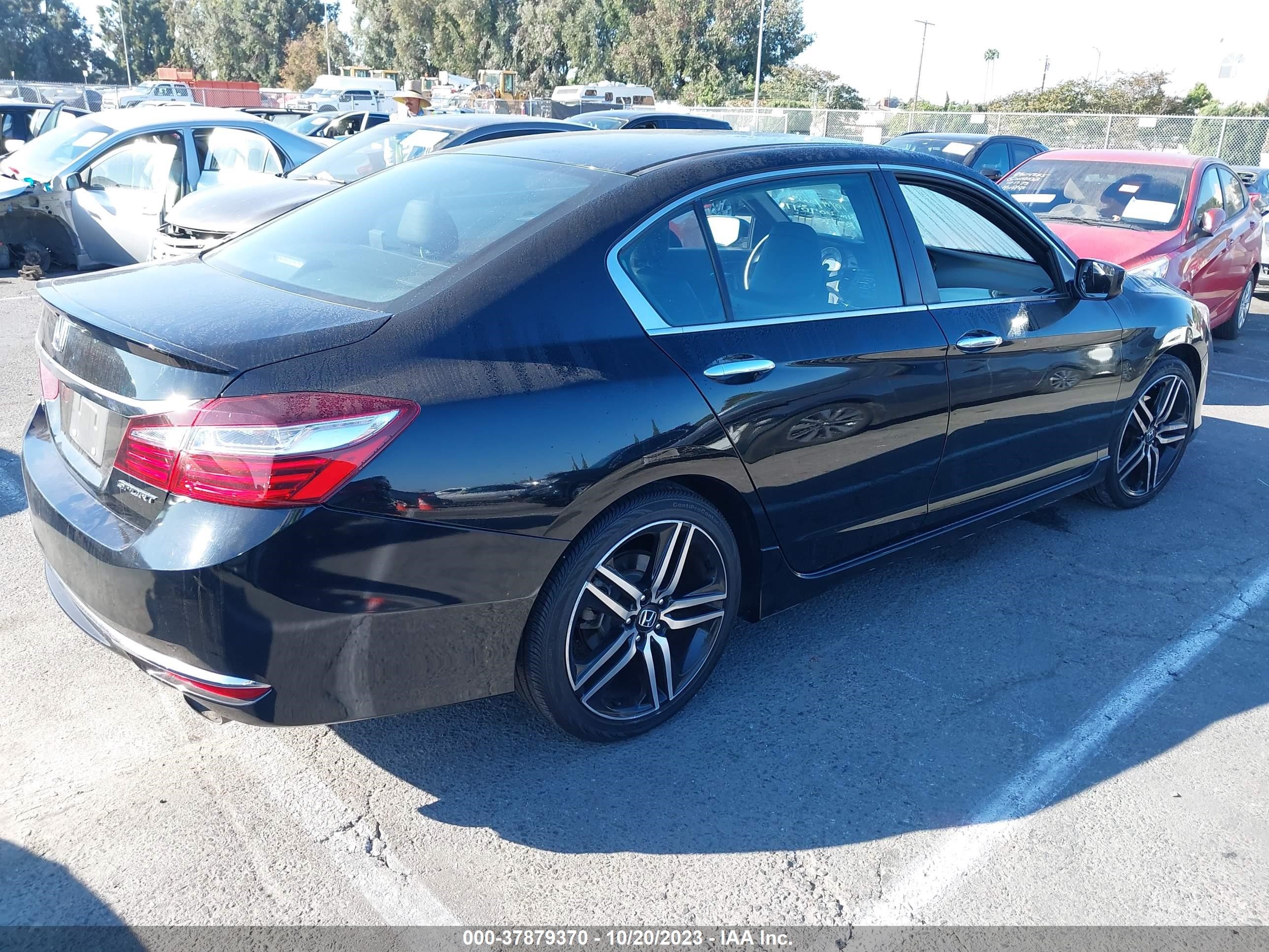 Photo 3 VIN: 1HGCR2F56HA009097 - HONDA ACCORD 