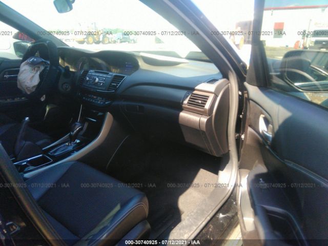 Photo 4 VIN: 1HGCR2F56HA040298 - HONDA ACCORD SEDAN 