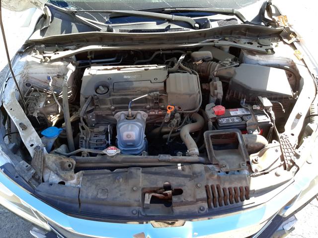 Photo 6 VIN: 1HGCR2F56HA092420 - HONDA ACCORD SPO 