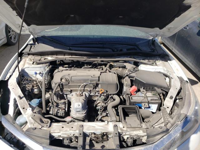 Photo 6 VIN: 1HGCR2F56HA158660 - HONDA ACCORD SPO 