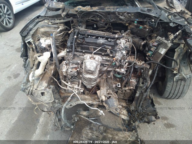 Photo 9 VIN: 1HGCR2F56HA194865 - HONDA ACCORD SEDAN 