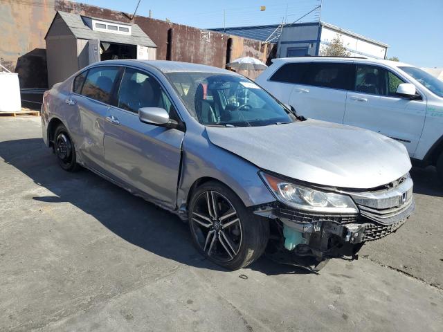 Photo 3 VIN: 1HGCR2F56HA255860 - HONDA ACCORD SPO 