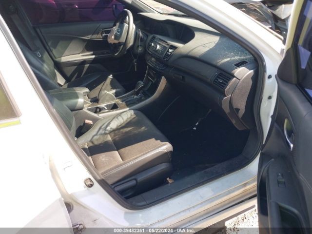 Photo 4 VIN: 1HGCR2F56HA265188 - HONDA ACCORD 