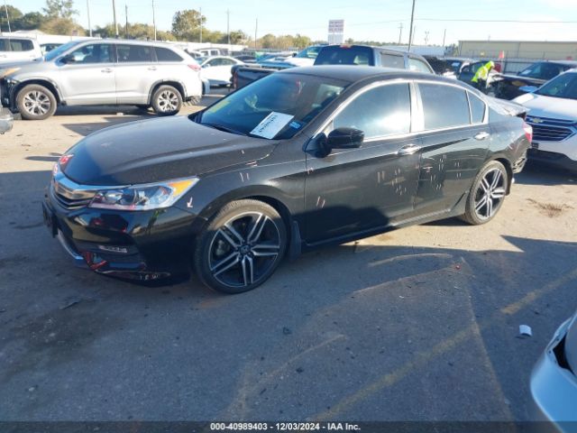 Photo 1 VIN: 1HGCR2F56HA300957 - HONDA ACCORD 