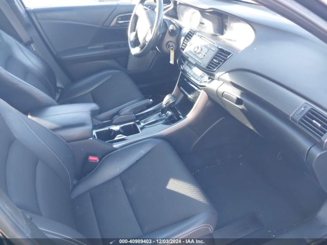 Photo 4 VIN: 1HGCR2F56HA300957 - HONDA ACCORD 