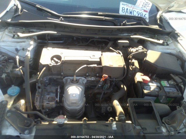 Photo 9 VIN: 1HGCR2F56HA308430 - HONDA ACCORD SEDAN 