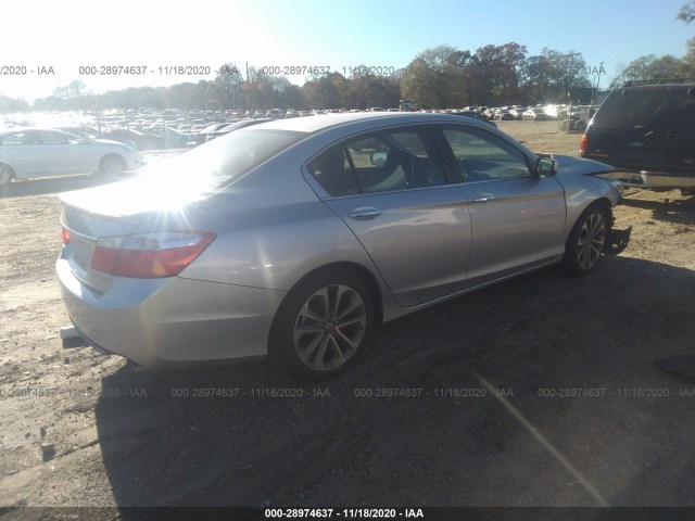 Photo 3 VIN: 1HGCR2F57DA026615 - HONDA ACCORD SDN 