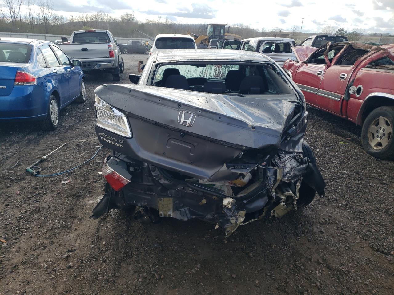 Photo 5 VIN: 1HGCR2F57DA060943 - HONDA ACCORD 