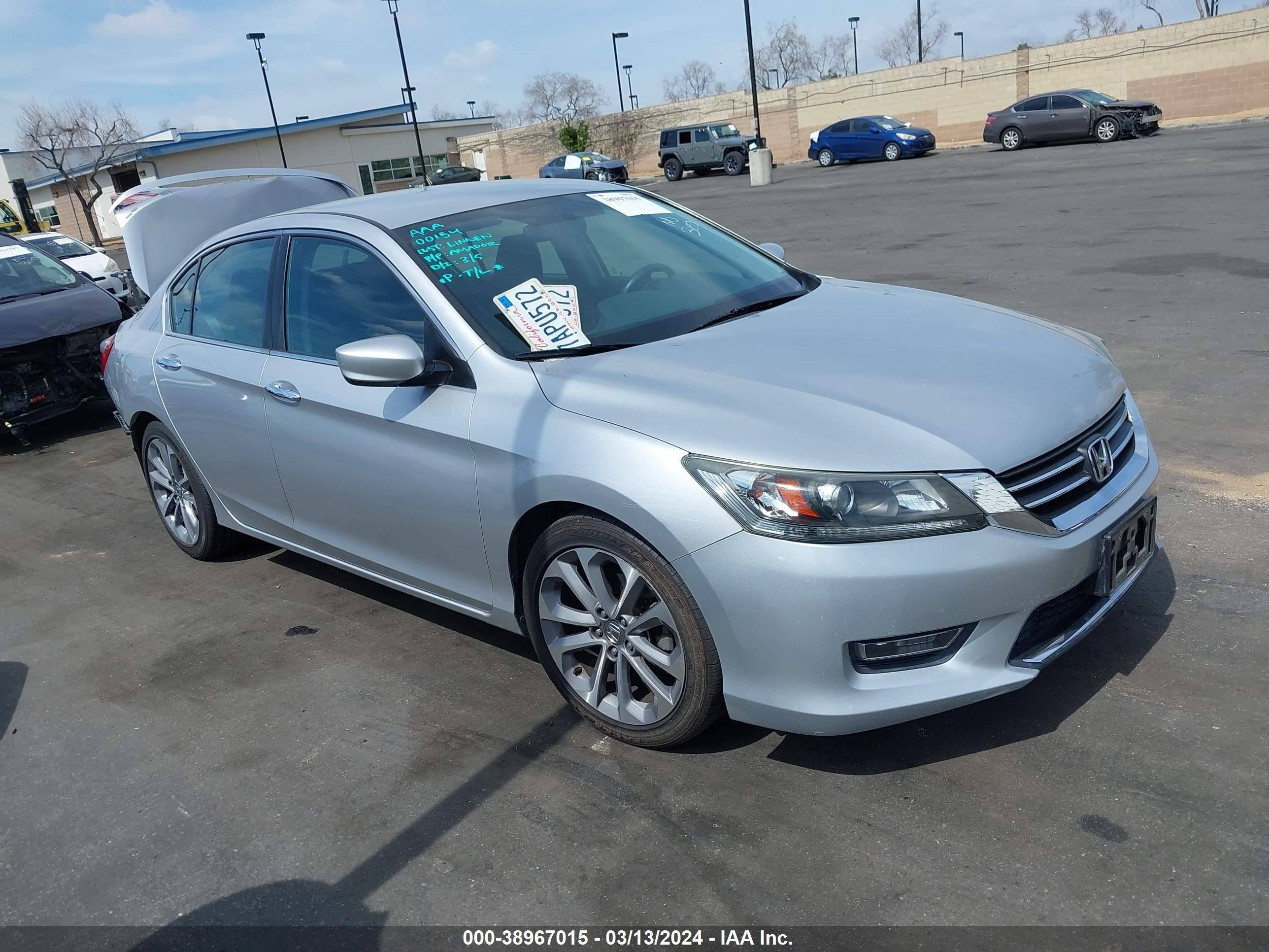 Photo 0 VIN: 1HGCR2F57DA218357 - HONDA ACCORD 