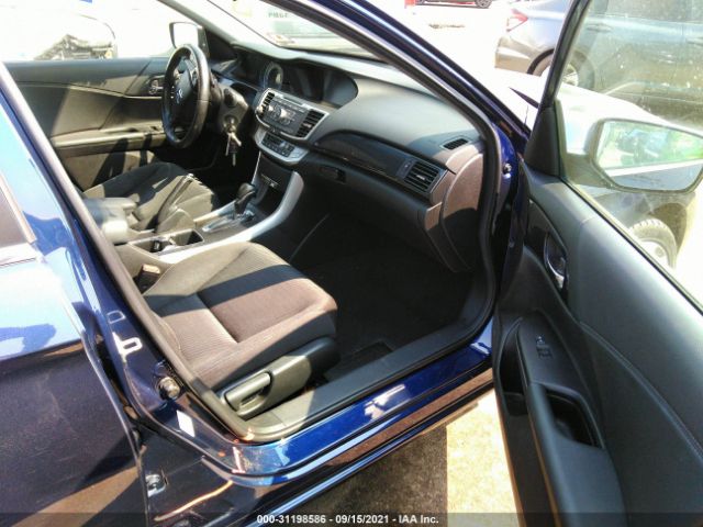 Photo 4 VIN: 1HGCR2F57DA229309 - HONDA ACCORD SDN 