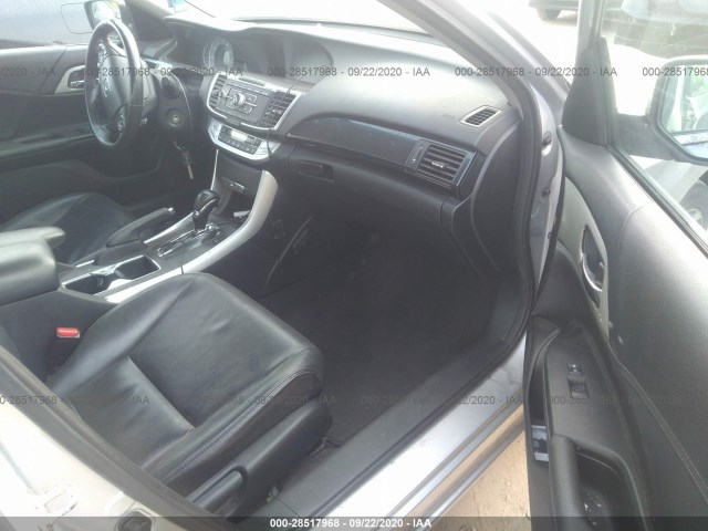 Photo 4 VIN: 1HGCR2F57DA270409 - HONDA ACCORD SDN 