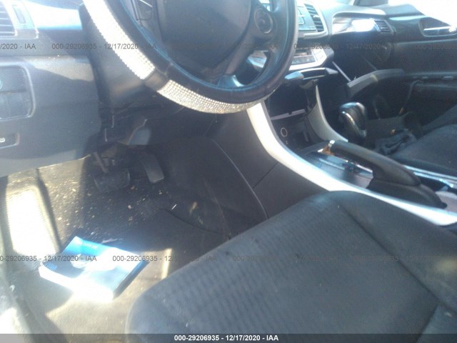 Photo 4 VIN: 1HGCR2F57DA283256 - HONDA ACCORD SDN 