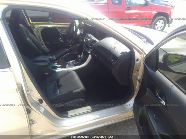 Photo 4 VIN: 1HGCR2F57EA094463 - HONDA ACCORD SDN 