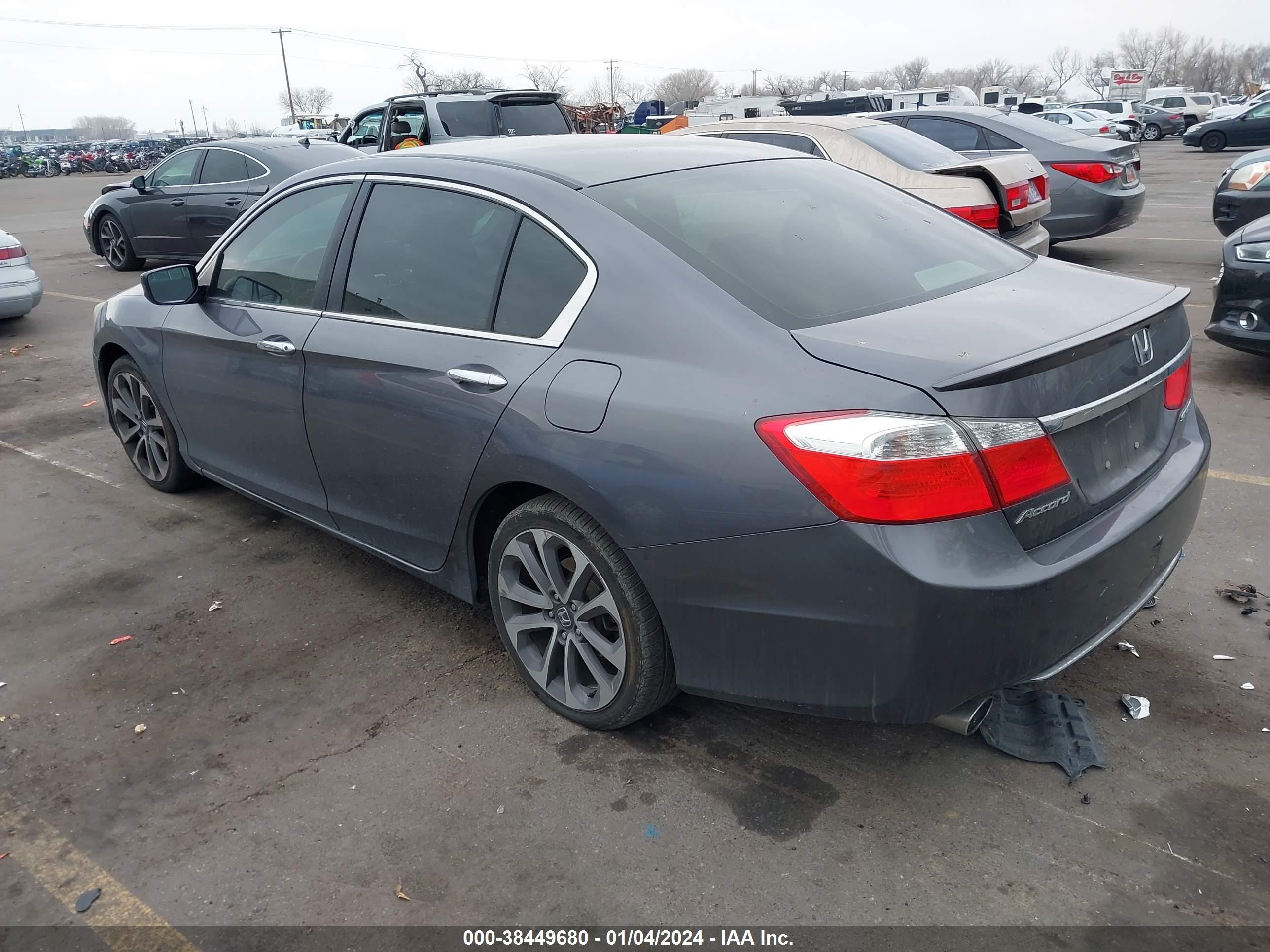 Photo 2 VIN: 1HGCR2F57EA140440 - HONDA ACCORD 