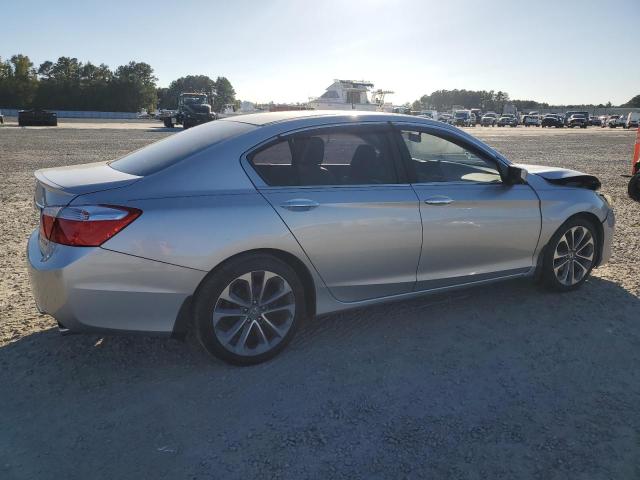 Photo 2 VIN: 1HGCR2F57EA231031 - HONDA ACCORD SPO 