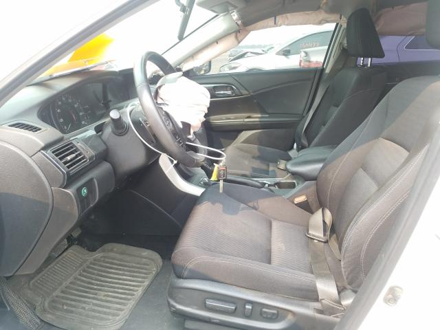 Photo 4 VIN: 1HGCR2F57FA001071 - HONDA ACCORD SPO 