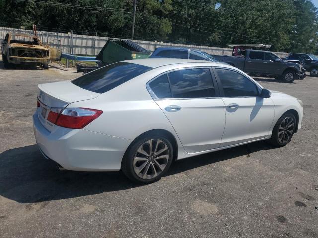 Photo 2 VIN: 1HGCR2F57FA008229 - HONDA ACCORD SPO 