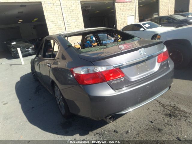 Photo 2 VIN: 1HGCR2F57FA050819 - HONDA ACCORD SEDAN 