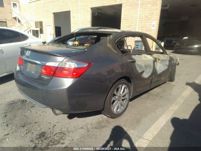 Photo 3 VIN: 1HGCR2F57FA050819 - HONDA ACCORD SEDAN 