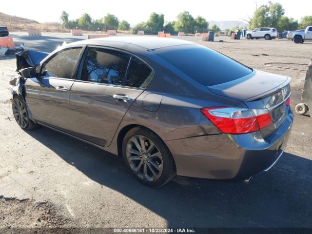 Photo 2 VIN: 1HGCR2F57FA065384 - HONDA ACCORD 