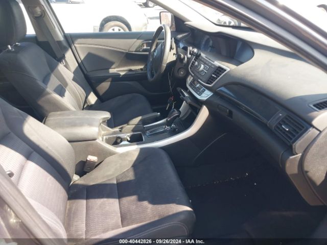 Photo 4 VIN: 1HGCR2F57FA072318 - HONDA ACCORD 