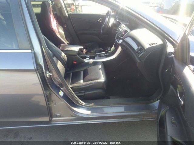 Photo 4 VIN: 1HGCR2F57FA090690 - HONDA ACCORD SEDAN 