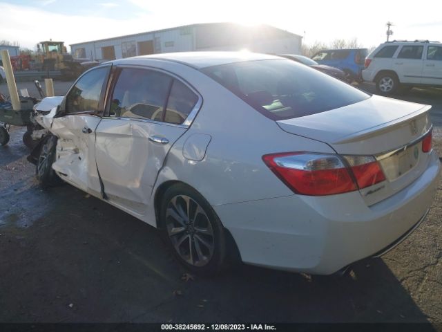 Photo 2 VIN: 1HGCR2F57FA130654 - HONDA ACCORD 