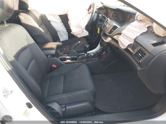 Photo 4 VIN: 1HGCR2F57FA130654 - HONDA ACCORD 