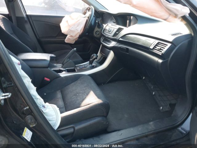 Photo 4 VIN: 1HGCR2F57FA166022 - HONDA ACCORD 