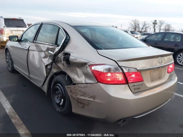 Photo 2 VIN: 1HGCR2F57FA218815 - HONDA ACCORD 