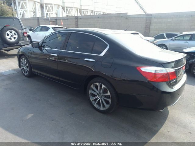 Photo 2 VIN: 1HGCR2F57FA274141 - HONDA ACCORD SEDAN 