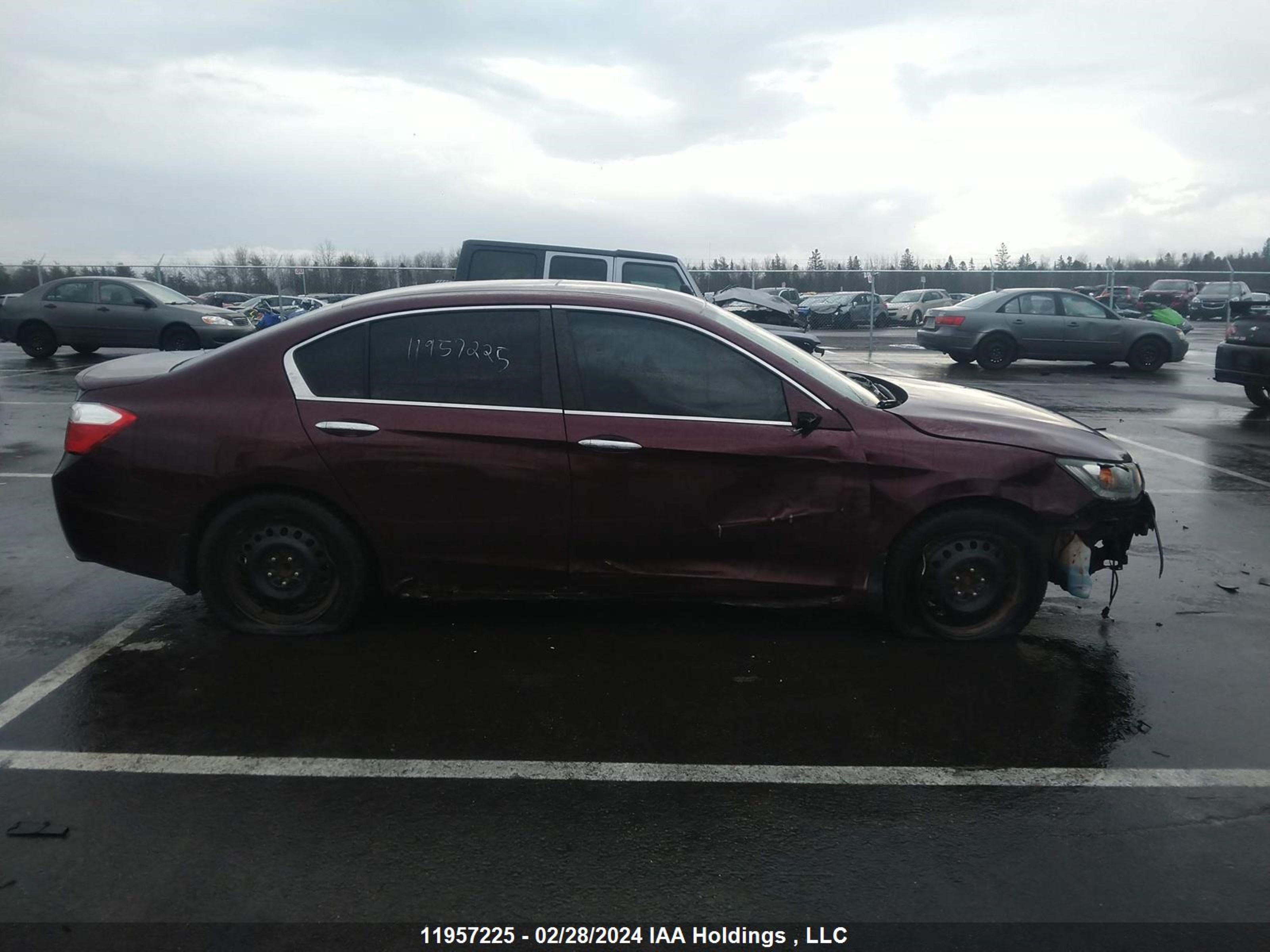 Photo 13 VIN: 1HGCR2F57FA808979 - HONDA ACCORD 