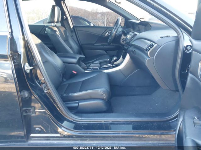 Photo 4 VIN: 1HGCR2F57GA083823 - HONDA ACCORD 